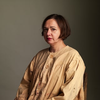 Koos Breukel photographs visual artist Ina van Zyl