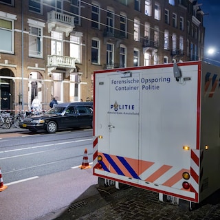 Public Prosecution Service: foul play ‘most likely’ in death of Leonie (40) in Amsterdam-Zuid, partner Clen V. denies involvement