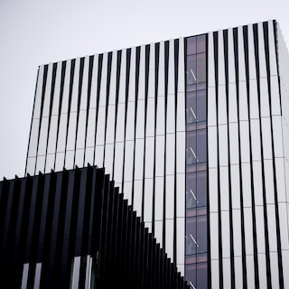 Opinion: Using data centers for the energy transition? We live in Amsterdam, not in the pipe dreams of Sam Altman or Jeff Bezos