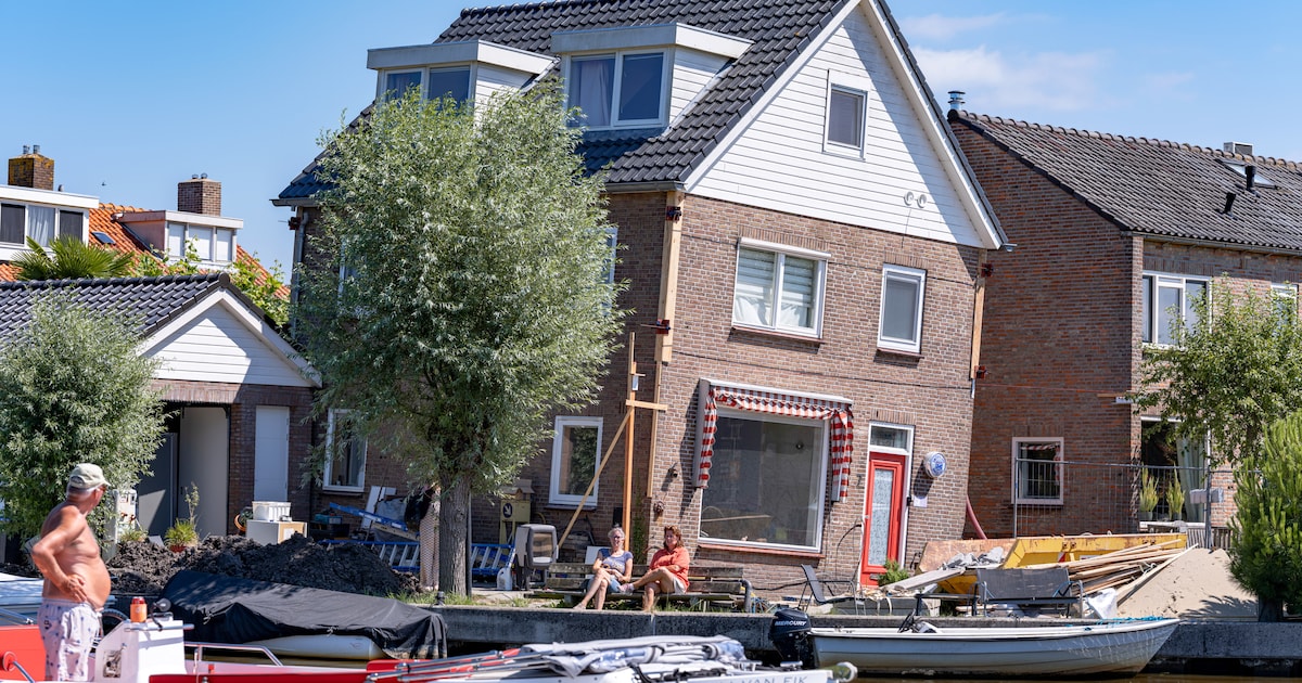 Astrid en Eric zagen hun huis tijdens het recente noodweer in één nacht 51 centimeter wegzakken: ‘He