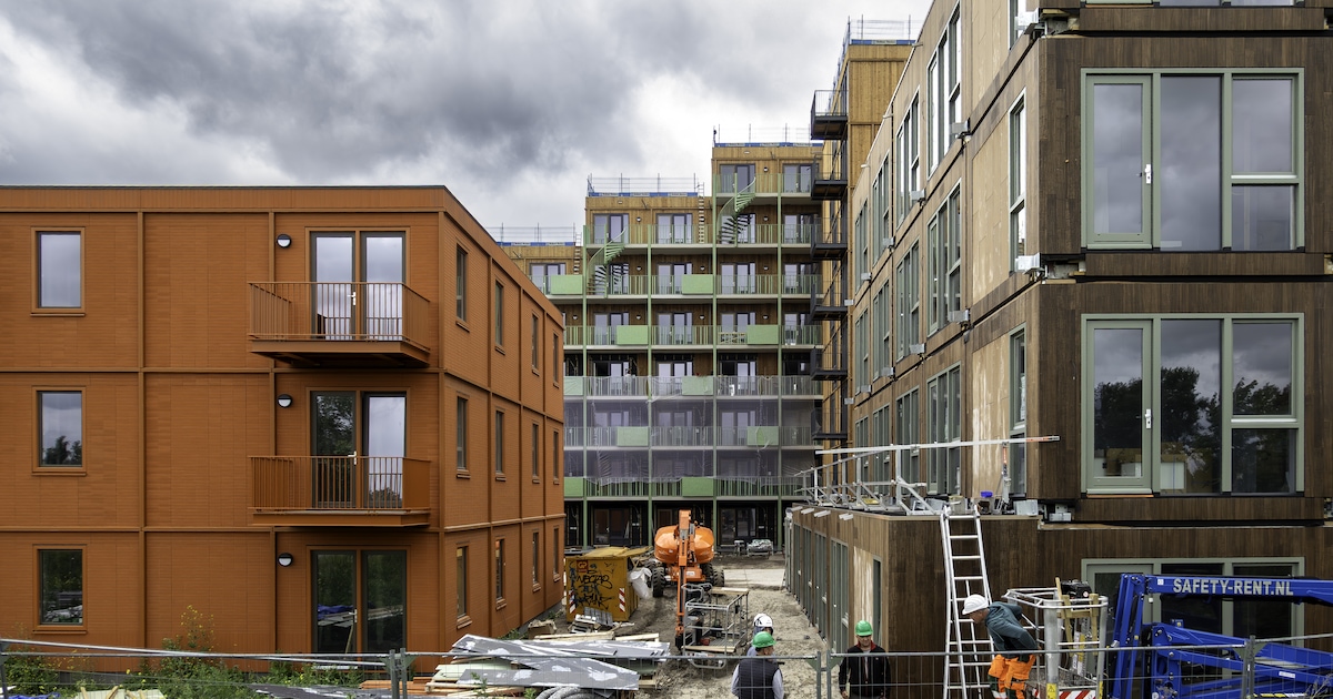Bouwfouten bij nieuw complex in Zuidoost, veiligheid moet worden onderzocht: ‘Nog nooit zoiets gezie