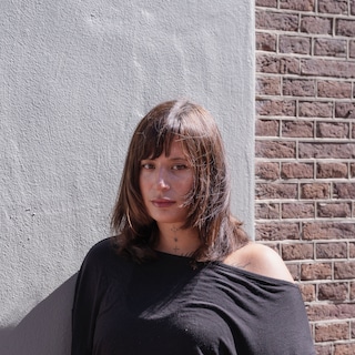 Fashion photographer Eva van Kesteren portrays Amsterdam Moluccans for exhibition at Kop van Java: We want to show how beautiful our culture is