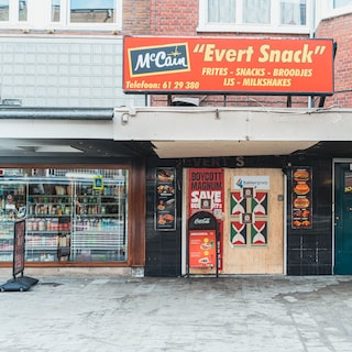 Crowdfunding for burnt-down snack bar in De Baarsjes has already raised 20,000 euros: ‘Mahmoud is an icon’