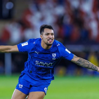 Ajax confirms signing of Brazilian striker Leonardo: ‘His job is to score goals’