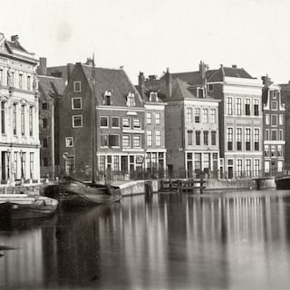 Spot the differences: 1855 and 2026
