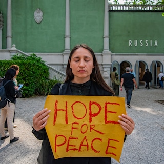 EU halts Venice Biennale funding over Russian participation