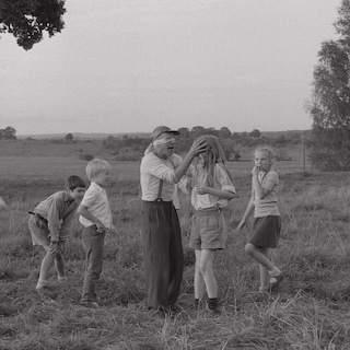 Värn review: Swedish farmer prepares for the worst in black-and-white Cold War thriller