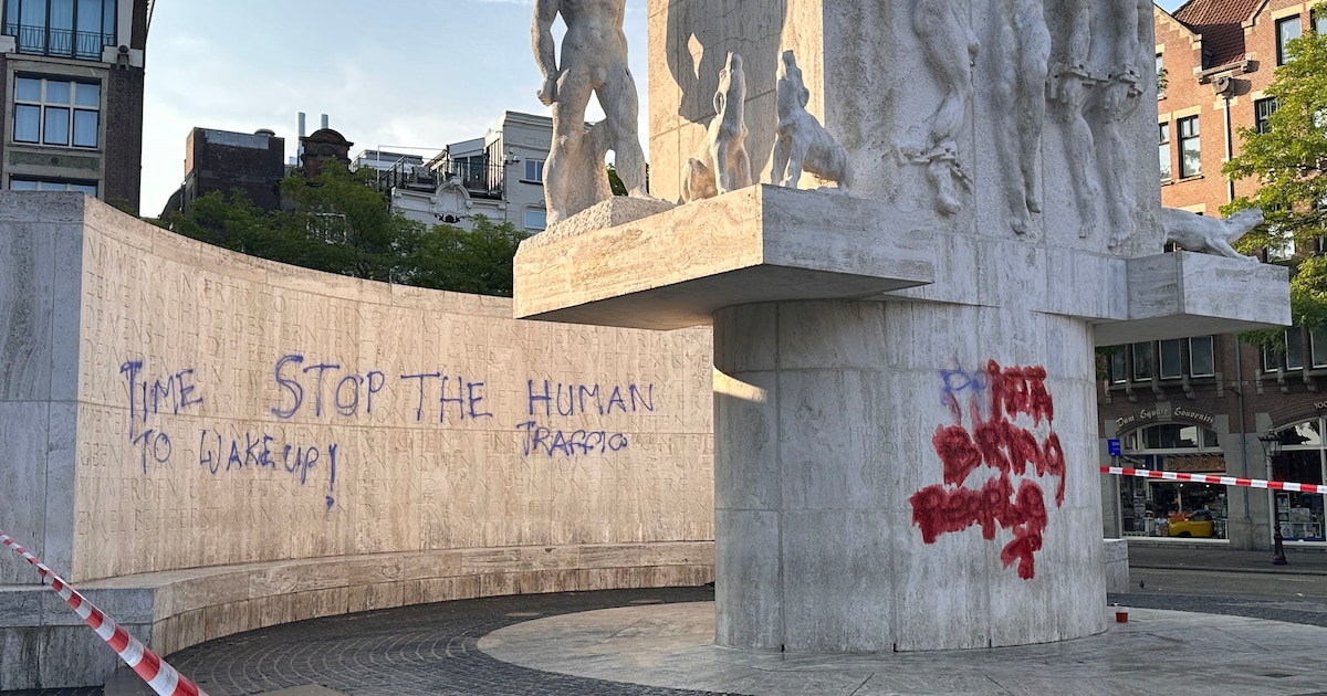 Nationaal Monument op de Dam twee keer beklad op één ochtend, twee verdachten aangehouden