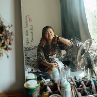 Sarah (31) grew up in the world's largest Muslim country, now she works in an erotic shop in Amsterdam: 'This city gave me my voice'