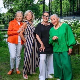 The Amsterdam Grannies are a hit: 'In the past, old pastries weren't allowed in the window'