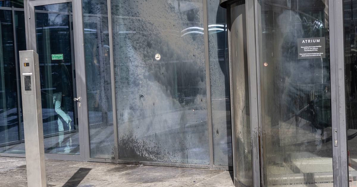 OM eist 12 maanden jeugddetentie tegen 17-jarige voor explosie bij Atriumgebouw op Zuidas