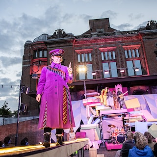 Review: The Hero of Haarloheim: endless rhyming in medieval silent disco gets on your nerves