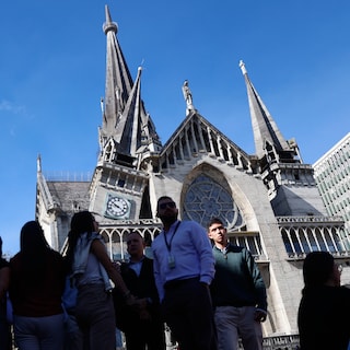 Major earthquake in Colombia claims at least eighteen lives