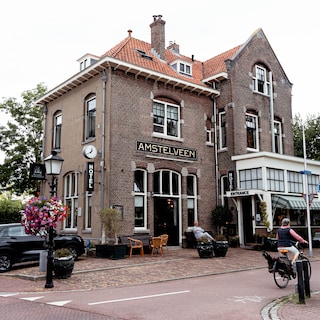 The train left Amstelveen, but the station remained