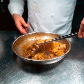 From divine maritozzi to crispy zucchini flowers: a culinary holiday to Rome, right here in Amsterdam