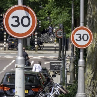 Amsterdammers drive only 2.3 km/h slower in 30 km/h zones than in 50 km/h zones
