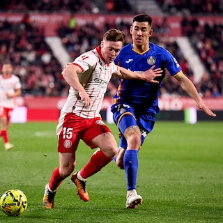 A Berghuis-plus without much depth: new Ajax right winger seems like a short-term solution