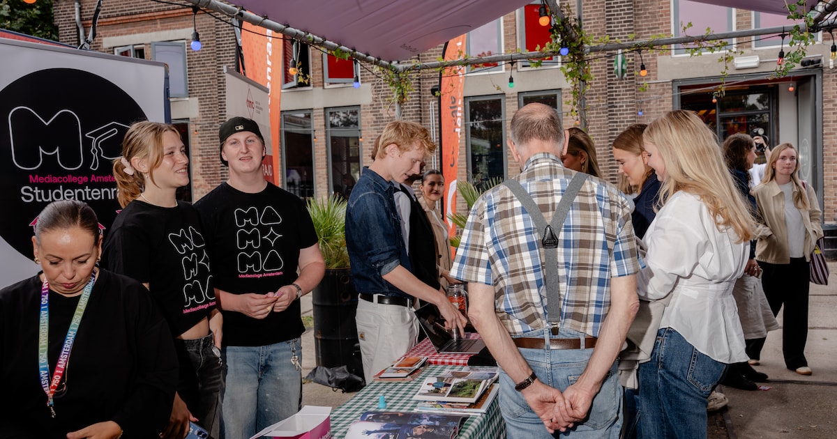 Veel belangstelling voor eerste studentenmarkt voor mbo’s: ‘Wij zijn de doeners van de stad’