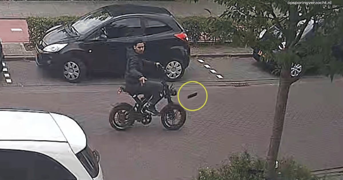 Jongen (13) hardhandig van fatbike bestolen in Diemen: politie deelt beelden van mogelijk minderjari