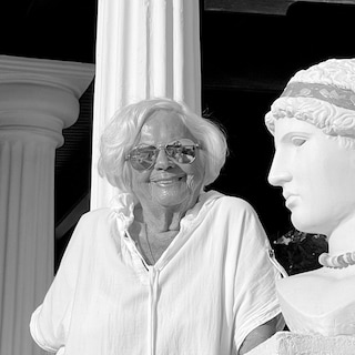 Güner Kuban (1935-2026) turned club Homolulu into a safe space for lesbians