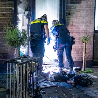 Another overnight explosion in Amsterdam-Osdorp: damage to front door and hallway of home