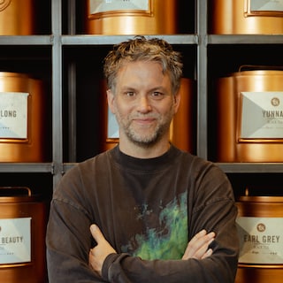 The Amsterdam of children's book author Kevin Hassing: 'T's Teabar on the Jan Evertsenstraat is the best place to meet up'