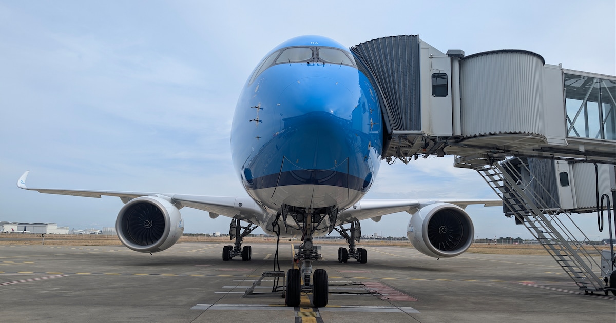 KLM doopt eerste Airbus A350 De Nachtwacht, maar de businessclassstoelen mogen nog niet worden gebru