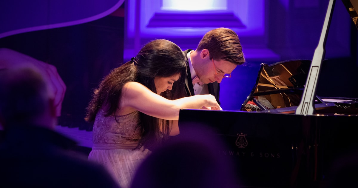 Bij het Pianoduo Festival Amsterdam spelen steeds twee pianisten tegelijkertijd: hoe gaat dat in zij