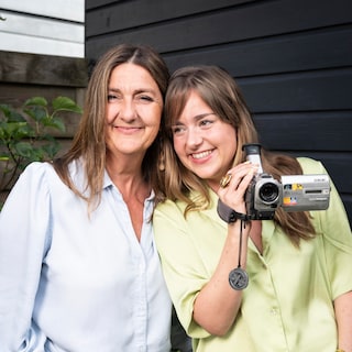 Marjorie (60) and Julia (28): I have to really like a man to leave Amsterdam