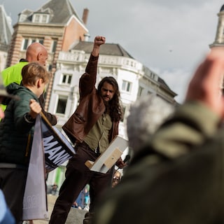 This is what women think of the men's march: Men should stand up for themselves more