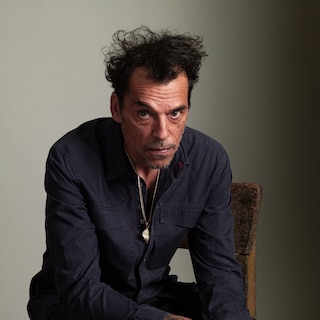 Koos Breukel photographs visual artist Narouz Moltzer