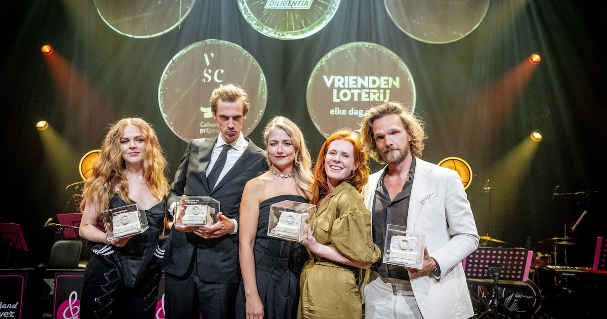 Cabaretiers Smulders, Ostermann en Yentl en De Boer winnen Poelifinario ...