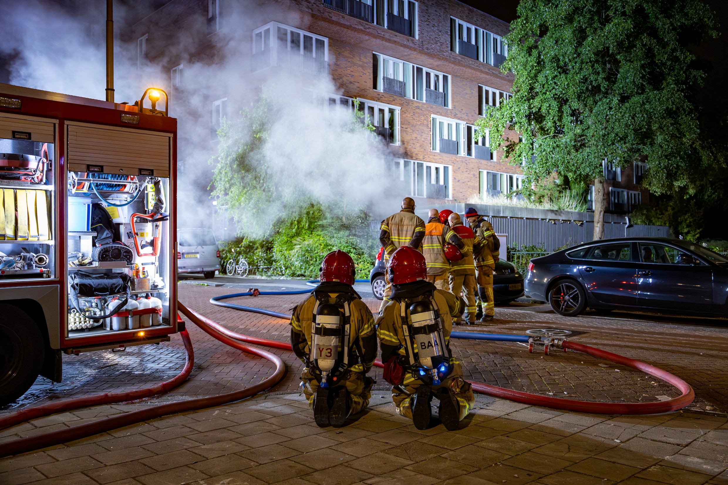 Residents of at least 55 apartments cannot return home all weekend ...