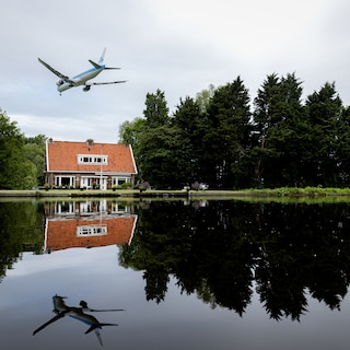 Years of illegal use of Schiphol: environmental groups and local residents take legal action over cabinet plans