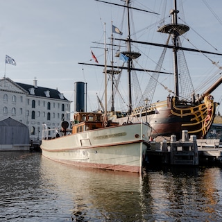 Amsterdam's Sinterklaas steamboat needs 3 million euro restoration: 'Otherwise it ends up on dry land'