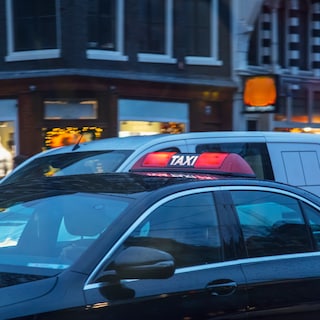 16 illegal taxis impounded during ADE, issues with taxi operators