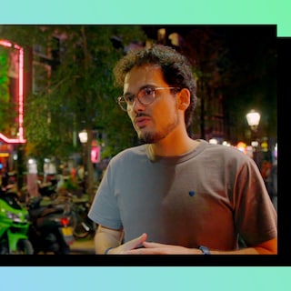 More fruit and vegetables in Red Light District sex shows? If bananas work, why not cucumbers?