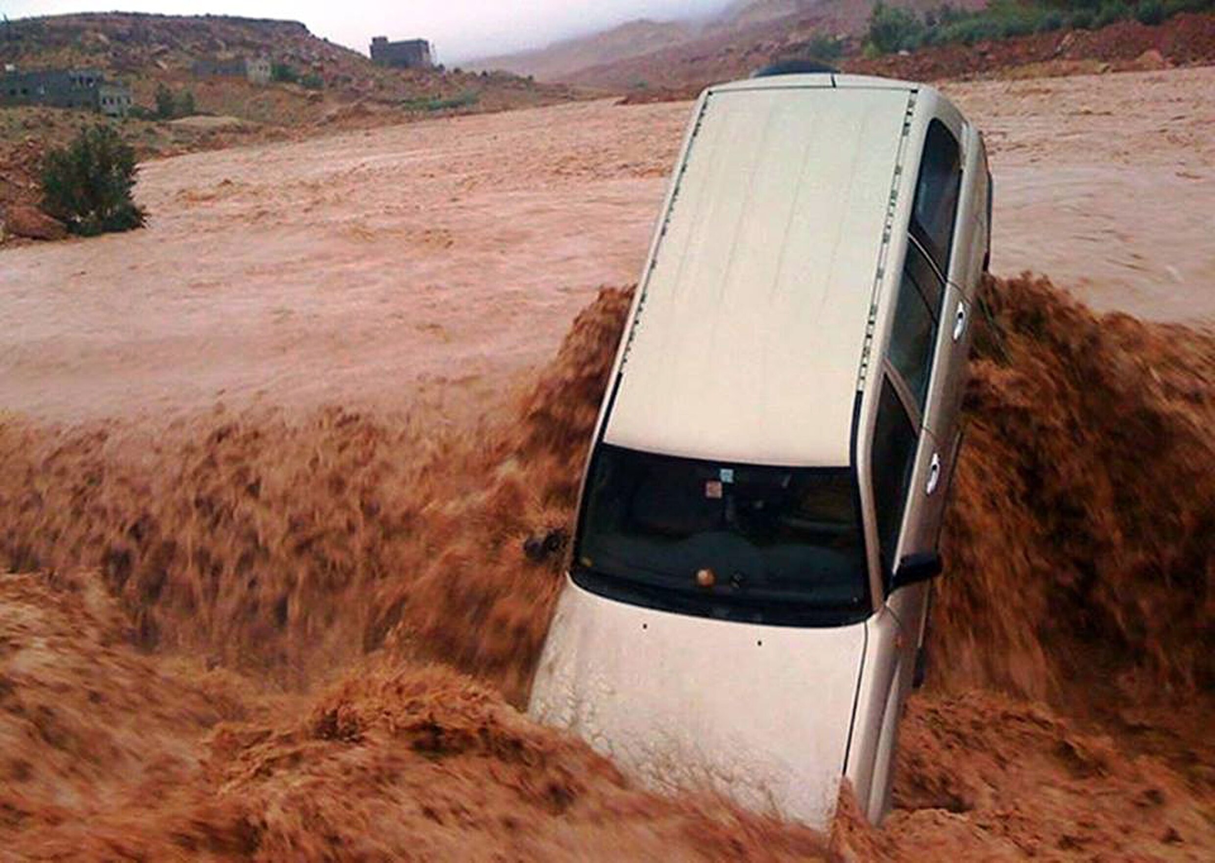 Doden en gewonden bij overstromingen Marokko