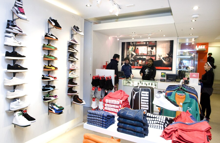 Chinese rivieren ernstig vervuild door Westerse sportkleding Het Parool