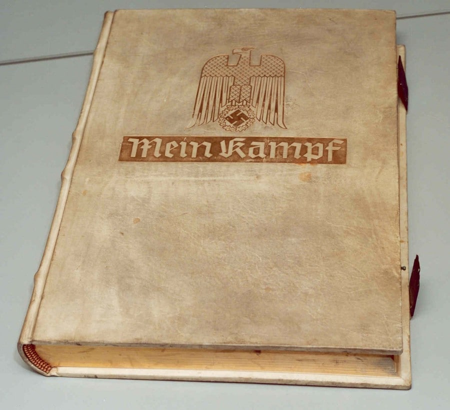 Nu ook in Albanië: Mein Kampf | Het Parool