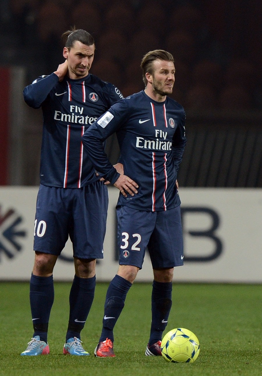 PSG met Beckham tegen Barça, Van der Wiel op de bank | Het Parool