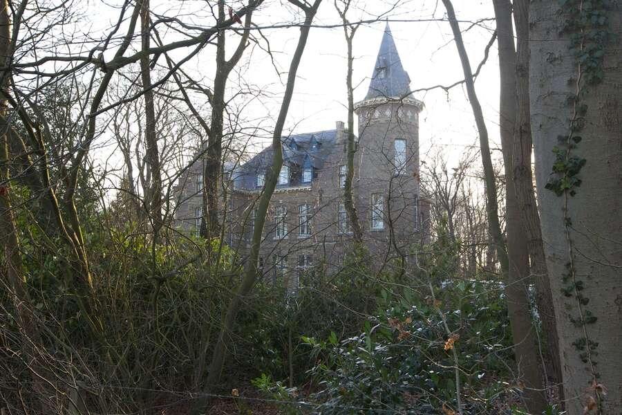nederlander-overgeleverd-in-zaak-kasteelmoord-het-parool