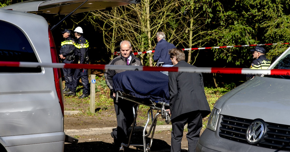 Twee vrouwen (20) overleden door blikseminslag Amersfoort