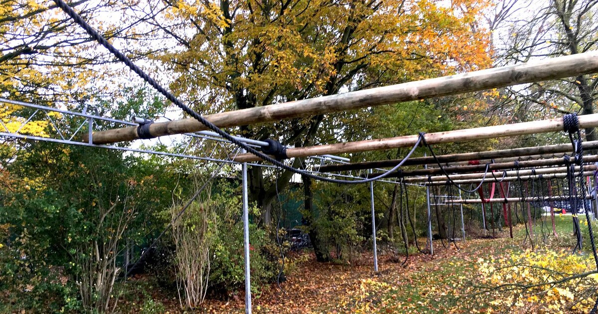 Eerste survivalparcours van Amsterdam opent in Geuzenveld